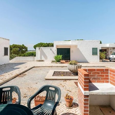 Sunny Villa With Golf Front View Виламура Экстерьер фото